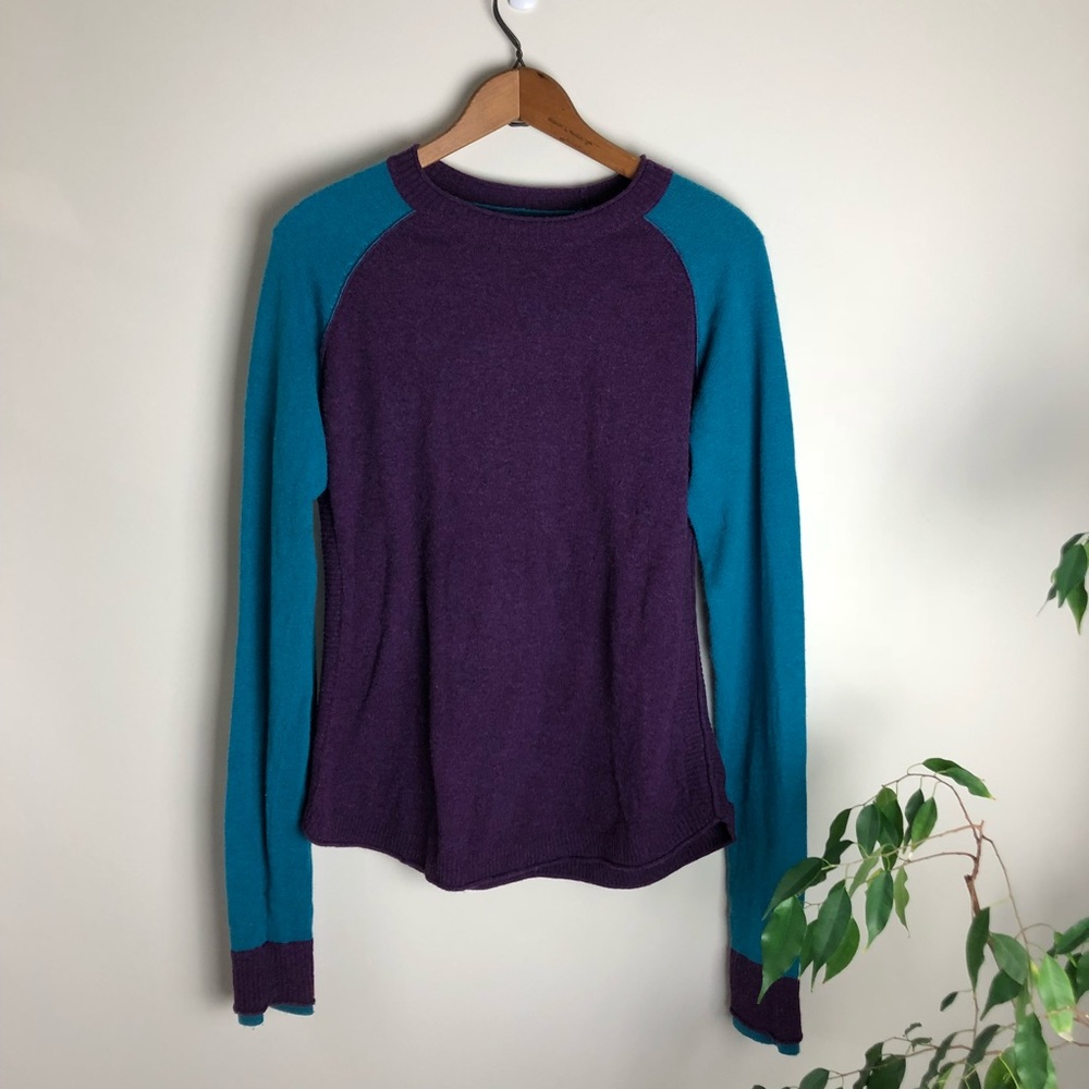 Noble Outfitters Colorblock Sweater